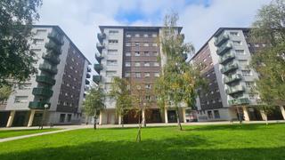 Pis  Calle pl. elorrieta. Piso con garaje y trastero