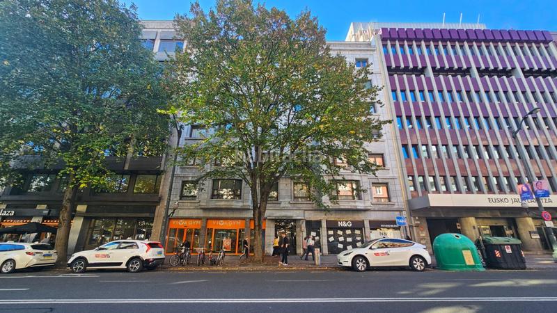 Foto 190827e8-70f2-4d7d-8056-33d3c5e084d2. Pis amb calefacció a Sabino Arana-Jesuitas Bilbao