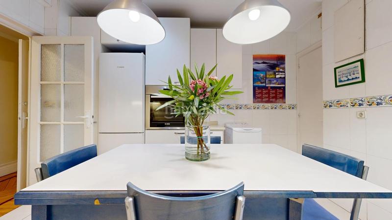 Foto bff340c8-d822-4098-bc3f-a8d2014cd996. Pis amb calefacció a Sabino Arana-Jesuitas Bilbao