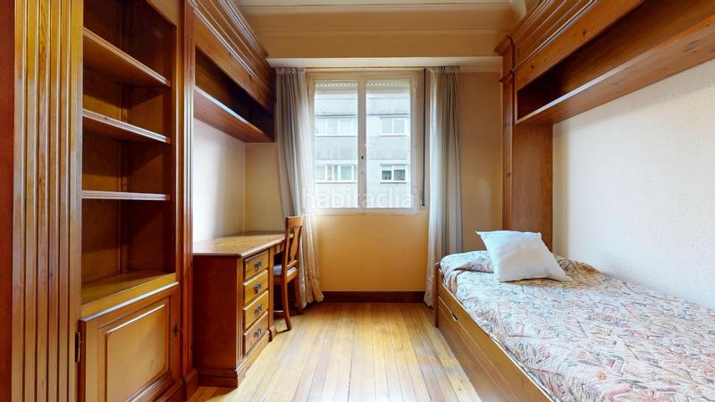 Foto 635da994-5a2e-4deb-9b9c-30b7a48b037a. Piso luz y comodidad en josé maría escuza en Sabino Arana-Jesuitas Bilbao