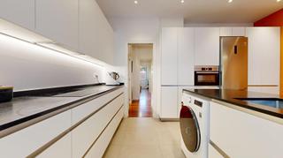 Appartamento  Calle bailén. Piso reformado junto a la estación