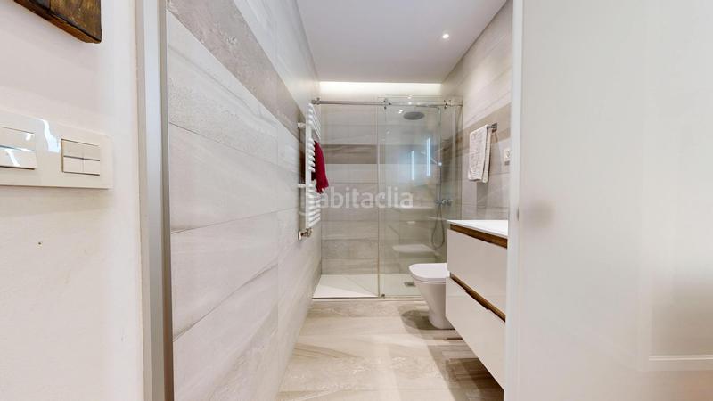 Foto 6c16c03d-45a1-4248-9449-6887910f3f6f. Piso  reformado junto a la estación en San Fransisco Bilbao