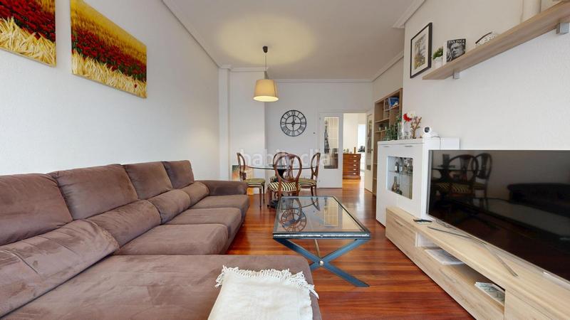 Foto 7207b912-1f73-4834-8c25-d0f53d182df4. Piso  reformado junto a la estación en San Fransisco Bilbao