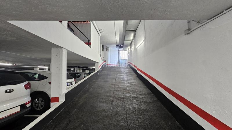 Foto d8a2ef2b-d6f3-40dd-9f33-87509eb2dde0. Piso  reformado junto a la estación en San Fransisco Bilbao