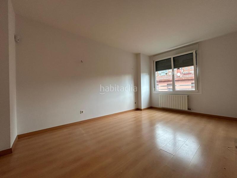 Foto 8433c741-b096-40e1-b212-077b60fbe095. Pis amb calefacció aparcament a Bolueta Bilbao