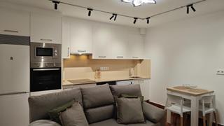 Miete Etagenwohnung  Plaza de josu murueta. Se alquila piso totalmente reformado en el centro de astrabudua