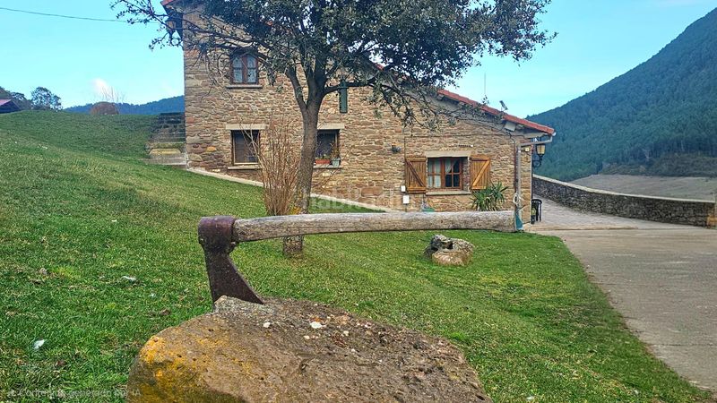 Foto 2b9e2b0e-d4ef-4e5e-8abe-e4aedf81566c. Casa amb calefacció a Peñas de Riglos (Las)