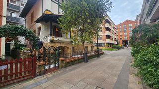 Maison  Calle muxike aurrekoa. Casa con encanto en algorta, peatonal y segregable en tres cuatr