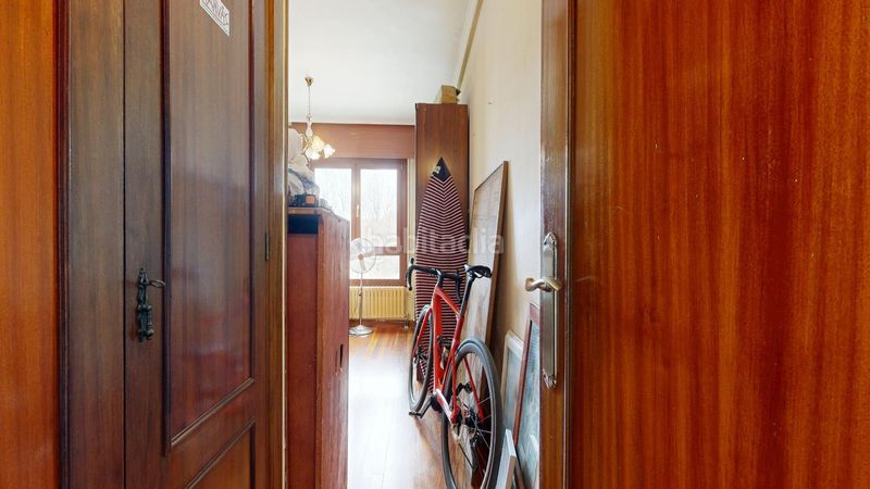 Foto 2ec1af76-e8d9-4133-a73a-cf704dfe643e. Pis amb aparcament a Villamonte Getxo