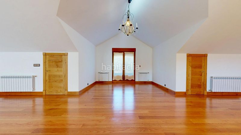 Foto b4863ab6-a683-4306-8720-98c583280ba9. Xalet a Saro