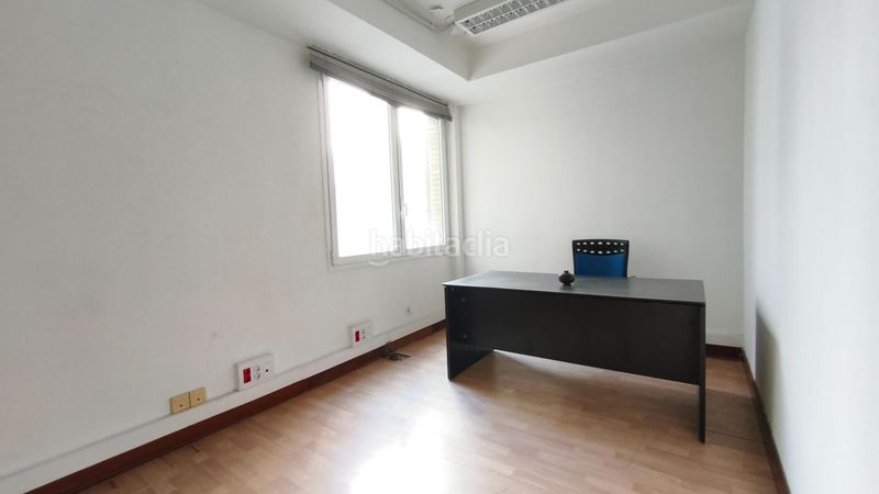 Foto c718517c-03fe-46d1-8a9f-b915dad1d689. Miete büro in Plaza Circular Bilbao