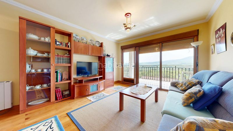 Foto 58fea948-950b-44ce-b162-5abd4f07a34e. Casa amb aparcament piscina a Valle de Mena