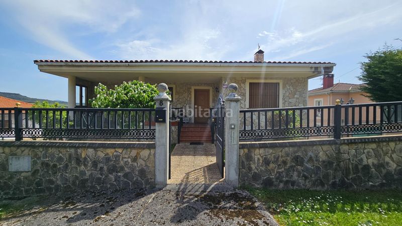 Foto 618ef5c3-f900-4e4f-9cd5-81fbd2c380cb. Casa amb aparcament piscina a Valle de Mena