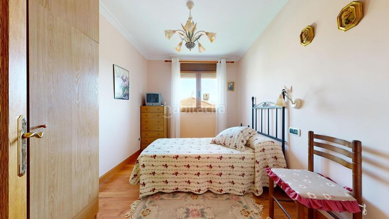 Foto 62e38a89-a749-4ae6-a221-d716b6cb4c46. Casa amb aparcament piscina a Valle de Mena