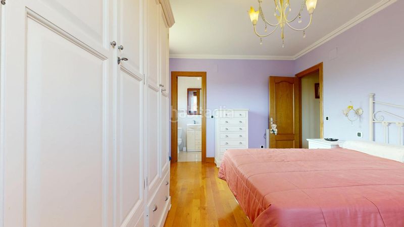 Foto 98a0ffe1-56c9-4d19-9c71-c56bd8f0a610. Casa amb aparcament piscina a Valle de Mena