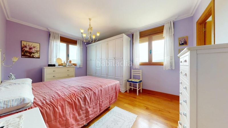 Foto 98ac5b7e-2eac-4670-b1d1-73a32f922b59. Casa amb aparcament piscina a Valle de Mena