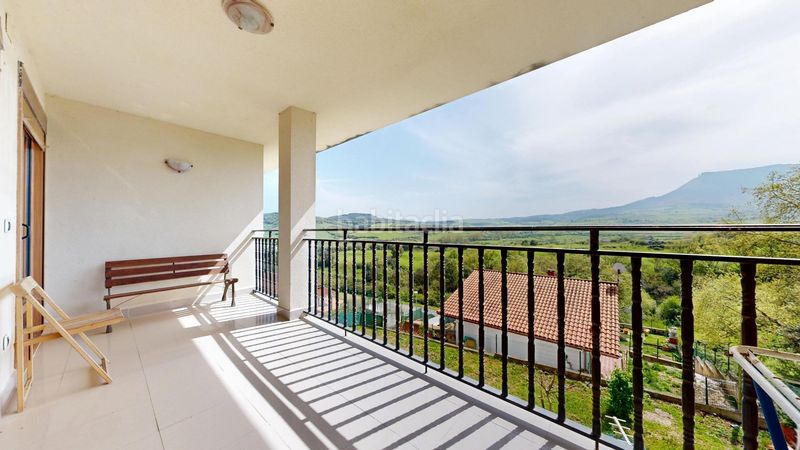 Foto 9eaecc4a-4691-4050-a870-d22ed999f3fa. Casa amb aparcament piscina a Valle de Mena