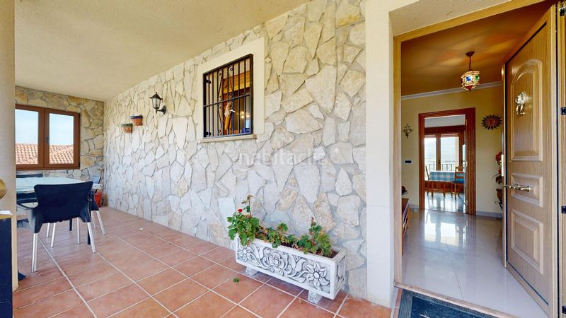 Foto fec4ab99-89c6-4b88-ae0a-4b72cb4a9907. Casa amb aparcament piscina a Valle de Mena