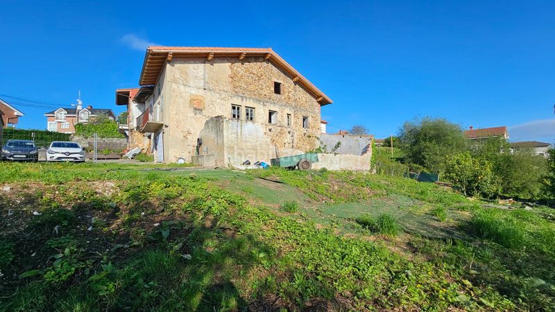 Foto cfd73be1-444e-412b-a2f3-51968756f701. Casa a Limpias