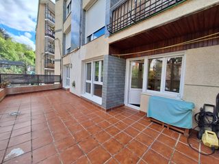 Etagenwohnung in Balmaseda. Piso con terraza en balmaseda