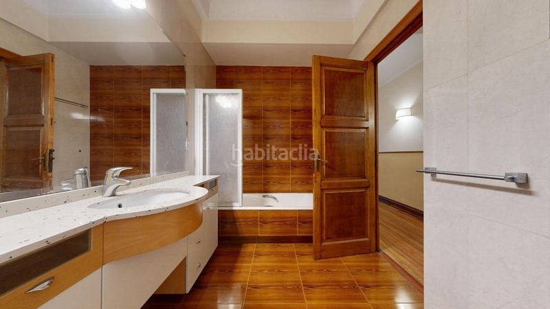 Foto ad228925-24e0-4d56-b673-355ebc69c3fd. Pis amb calefacció a Sabino Arana-Jesuitas Bilbao