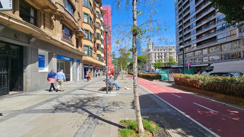 Foto f0219a2b-17a7-42b1-bc17-c45c303e98ba. Pis amb calefacció a Sabino Arana-Jesuitas Bilbao