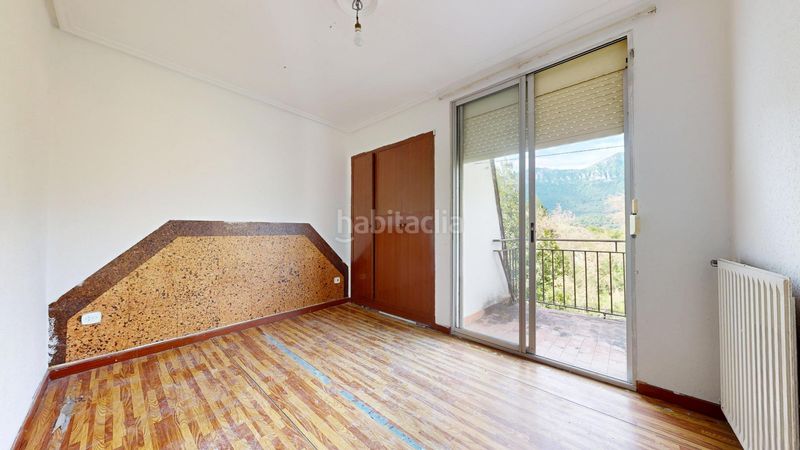 Foto 1e3e417d-9288-4d73-a5b4-228310656b26. Casa adossada amb aparcament a Valle de Mena