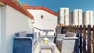 Pis  Calle calle pérez galdós. Tu hogar con terraza