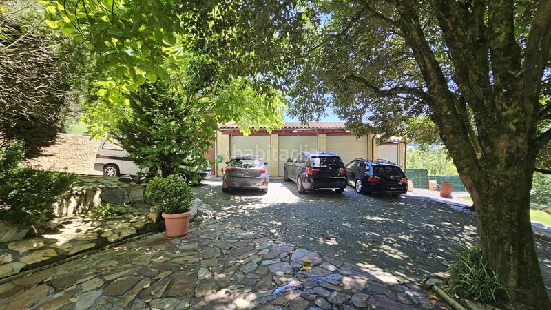 Foto 206fbb7d-b496-4a1b-8d41-4c57767e11e7. Casa amb calefacció aparcament piscina a Güeñes