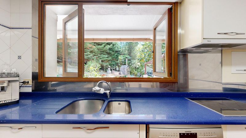 Foto bc6cfb03-e748-474a-aeba-f2ab07fe2dbf. Casa amb calefacció aparcament piscina a Güeñes