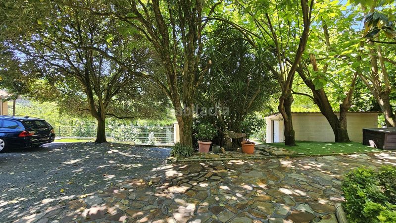 Foto c615e315-24a4-4cf2-adcc-92a275d14368. Casa amb calefacció aparcament piscina a Güeñes