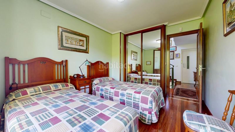 Foto e95c5994-f090-4215-b86e-adcef3afc94d. Casa amb calefacció aparcament piscina a Güeñes