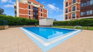 Appartement  Calle olalde beresia kalea. Piso con piscina en mungia