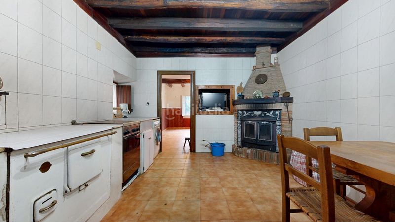 Foto cf89f33d-fc23-48c0-ac9f-0bbf19e223e2. Casa a Markina - Xemein