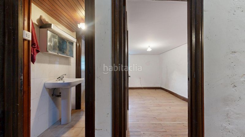 Foto e96ea6f4-6521-4009-932a-1013cd157770. Casa a Markina - Xemein