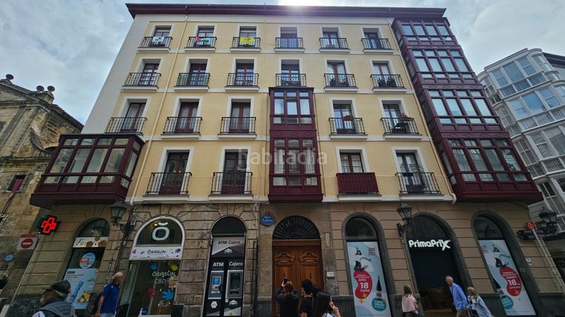 Foto 9a709f8e-bed6-4baf-9c99-bfd23c20f1a0. Pis a Casco Viejo Bilbao