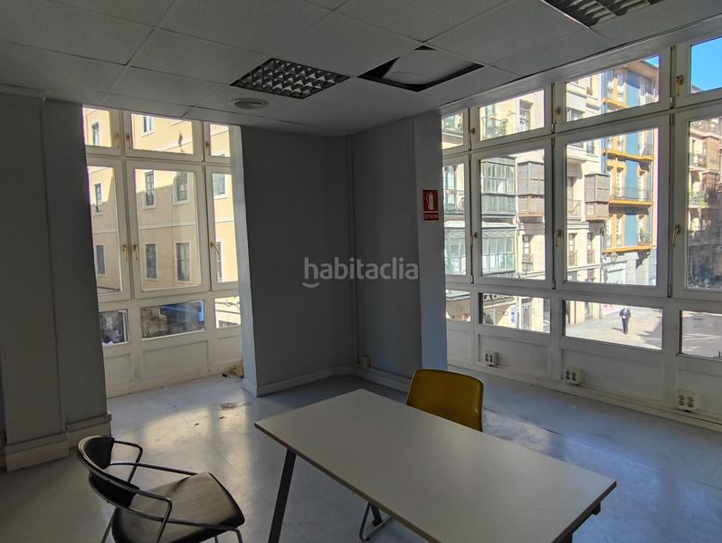 Foto b49a9d46-2f2e-4f8f-9571-e3243bf04f43. Pis a Casco Viejo Bilbao