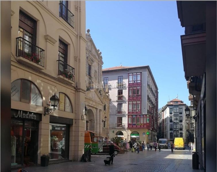 Foto e253a543-d047-4028-8c5a-d663e509e0a4. Pis a Casco Viejo Bilbao