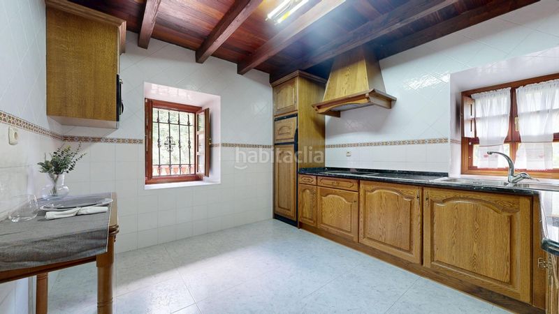 Foto 5d80a366-6605-4cdf-a5de-673eeb729919. Casa amb calefacció a Dima