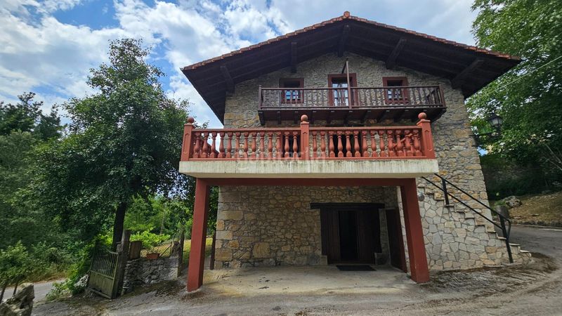 Foto 5f55f541-5726-400f-9b04-5feee2b01eb3. Casa amb calefacció a Dima