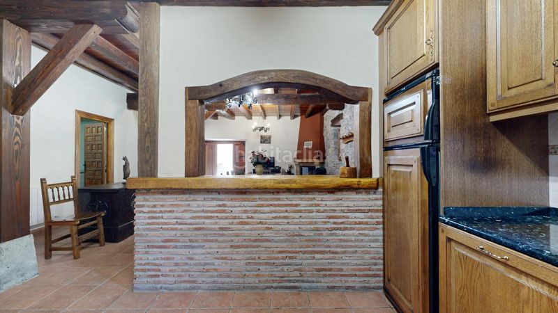 Foto 73c9c9a6-a52d-460d-8898-ea122d67962a. Casa amb calefacció a Dima