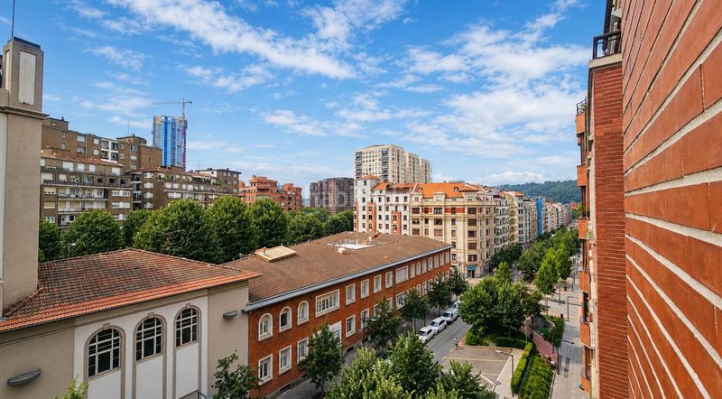Foto 65e73a55-3e36-41b0-85e2-72cd26ff7115. Pis amb calefacció a Sabino Arana-Jesuitas Bilbao