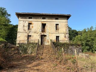 Maison  Barrio barrio molinar. Magnífica casa en el valle de carranza