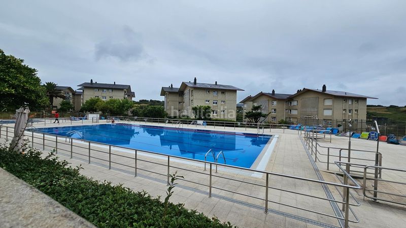 Foto f9a1649e-f36c-42b4-b915-3b2512da3d21. Pis amb calefacció aparcament piscina a Sopela
