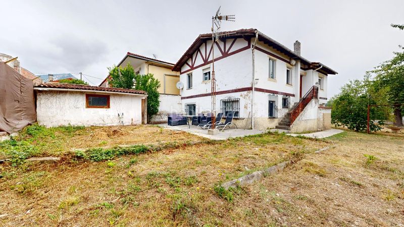 Foto 1e6b6439-2f65-444e-9b6b-5f4c1cb3b542. Casa amb calefacció aparcament a Valle de Mena
