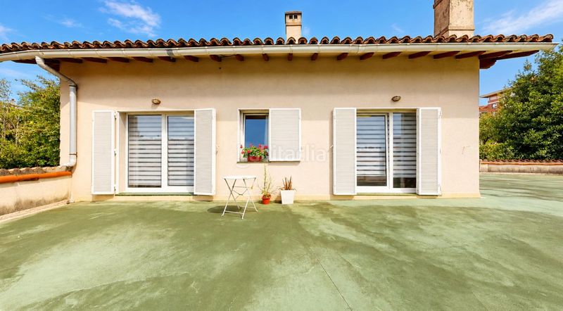 Foto a73bda8b-29e0-4022-b43b-982084306101. Casa amb calefacció aparcament a Negurigane-Peruri Leioa