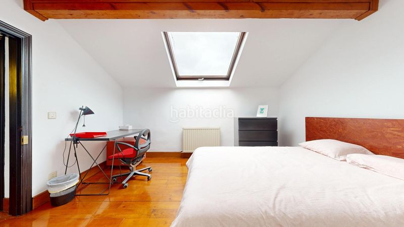 Foto bc69c12d-16ee-435b-9804-ab1f490e0e77. Casa amb calefacció aparcament a Negurigane-Peruri Leioa