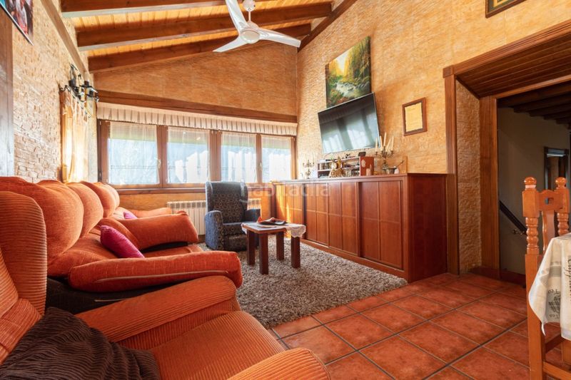 Foto 8f7654a6-9b7e-4a9a-a6d0-304c8b69403c. Casa amb aparcament a Valle de Mena