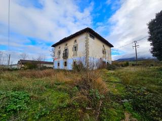 House  Carretera mercadillo. Casa de piedra con terreno junto a villasana