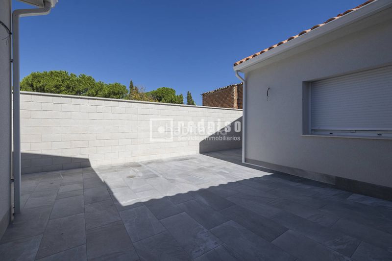 Foto 626ad2c3-b4fd-464d-afcf-f52cb799f9dd. Casa obra nueva en Ugena